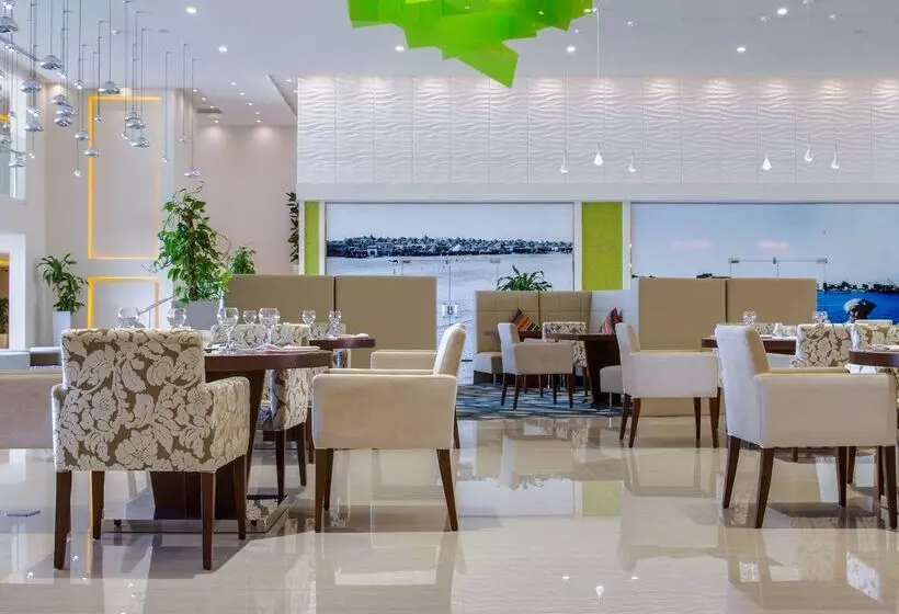 בית מלון כפרי Radisson Blu Resort Jizan