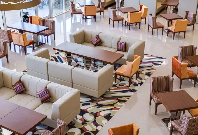 בית מלון כפרי Radisson Blu Resort Jizan