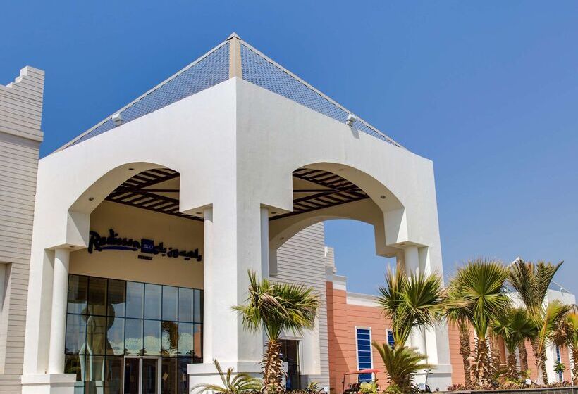 هتل Radisson Blu Resort Jizan