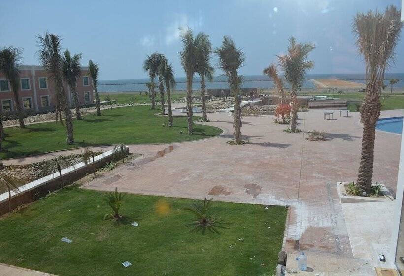 هتل Radisson Blu Resort Jizan