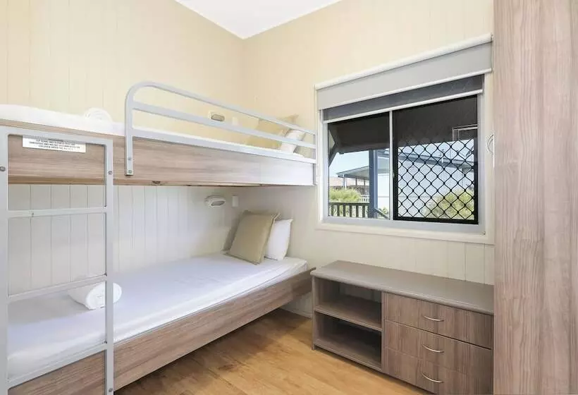 Отель Reflections Lennox Head Holiday Park