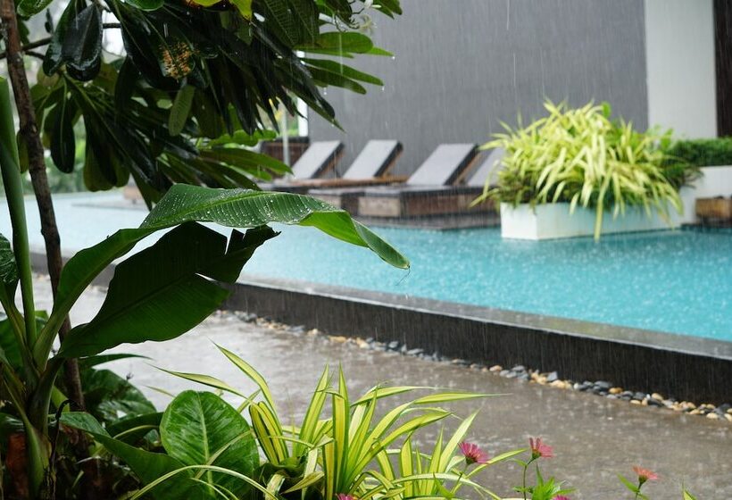 Отель Ren Resort