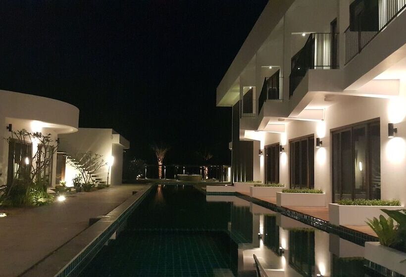 Отель Ren Resort