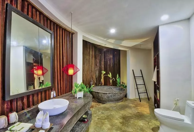هتل Ren Resort