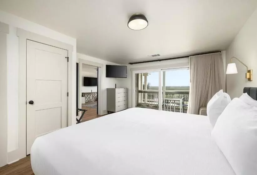 هتل Sea Palms Resort