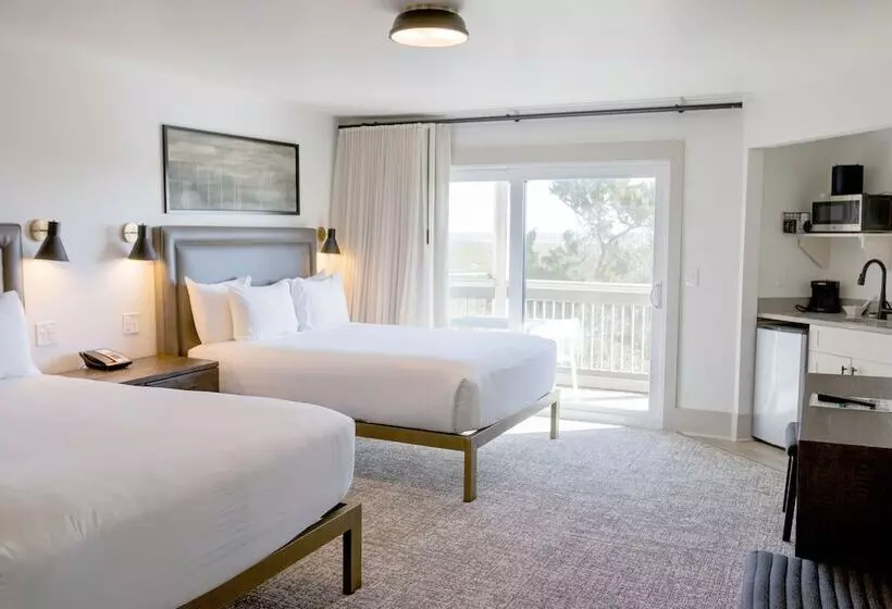 هتل Sea Palms Resort