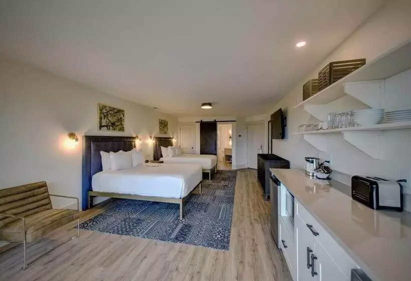 هتل Sea Palms Resort