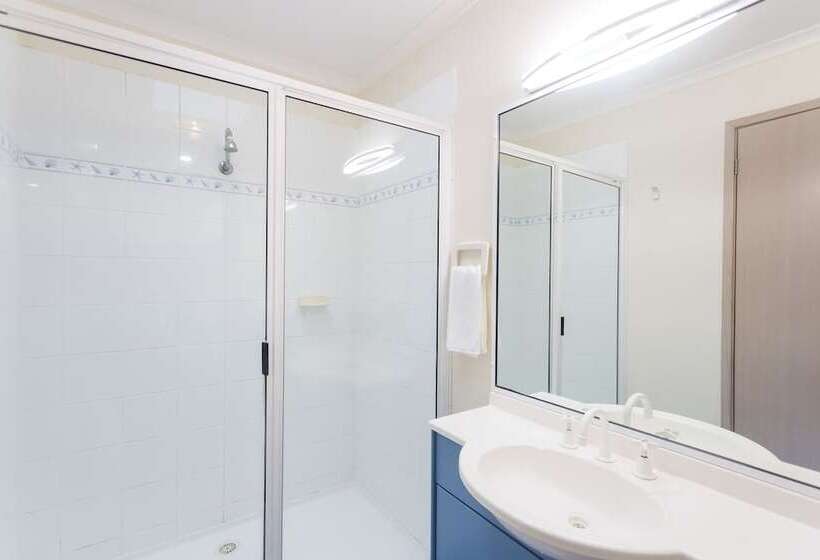 호텔 Shoal Bay Holiday Park