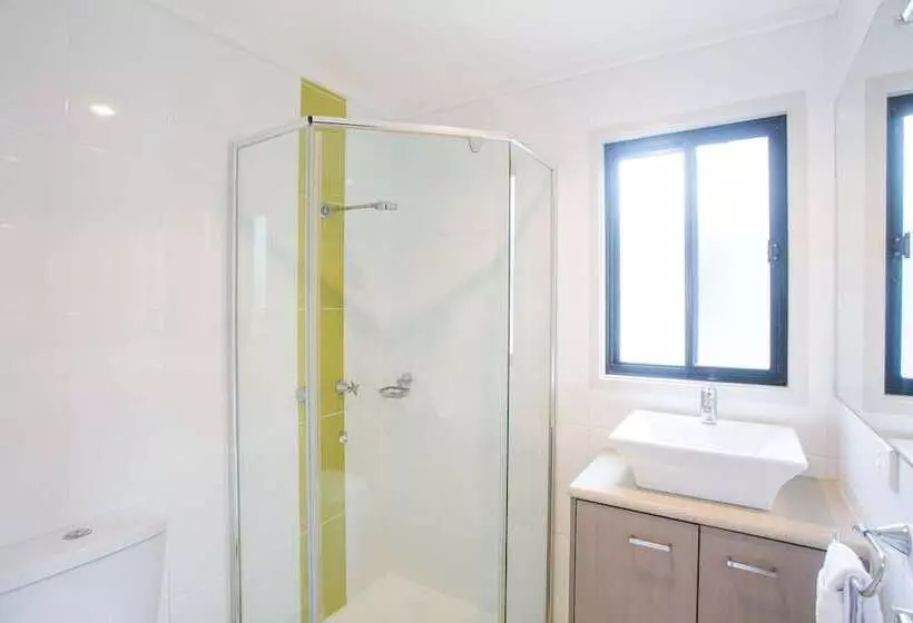 호텔 Shoal Bay Holiday Park