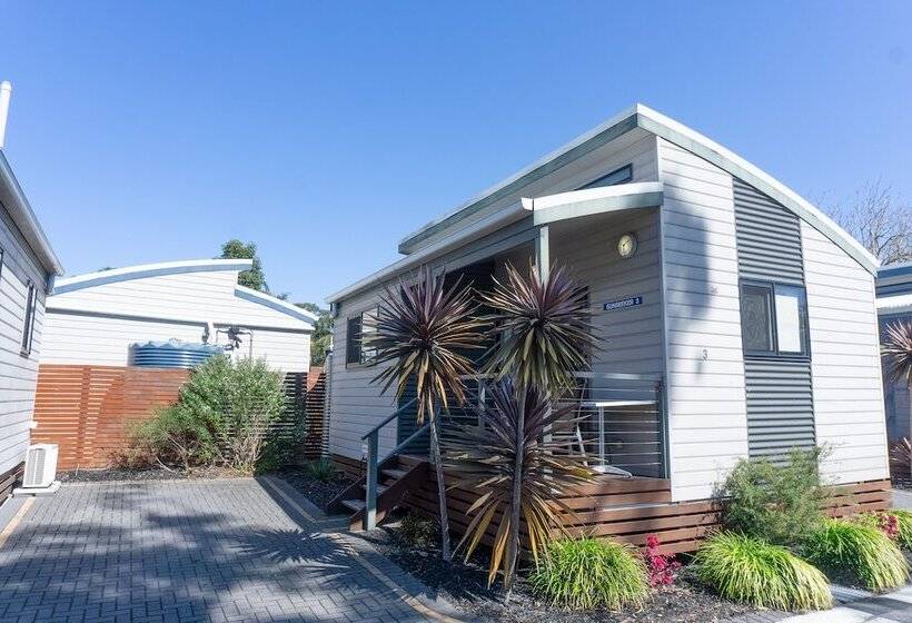 호텔 Shoal Bay Holiday Park