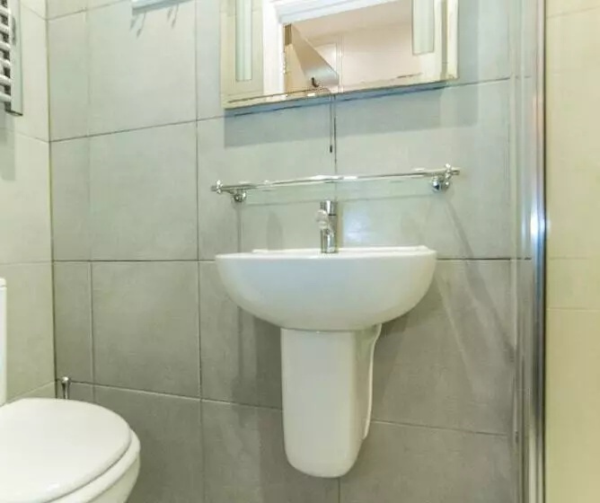 Hyde Park Superior Apartments