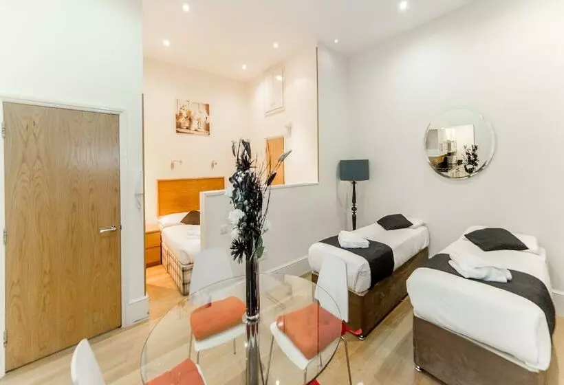 Hyde Park Superior Apartments