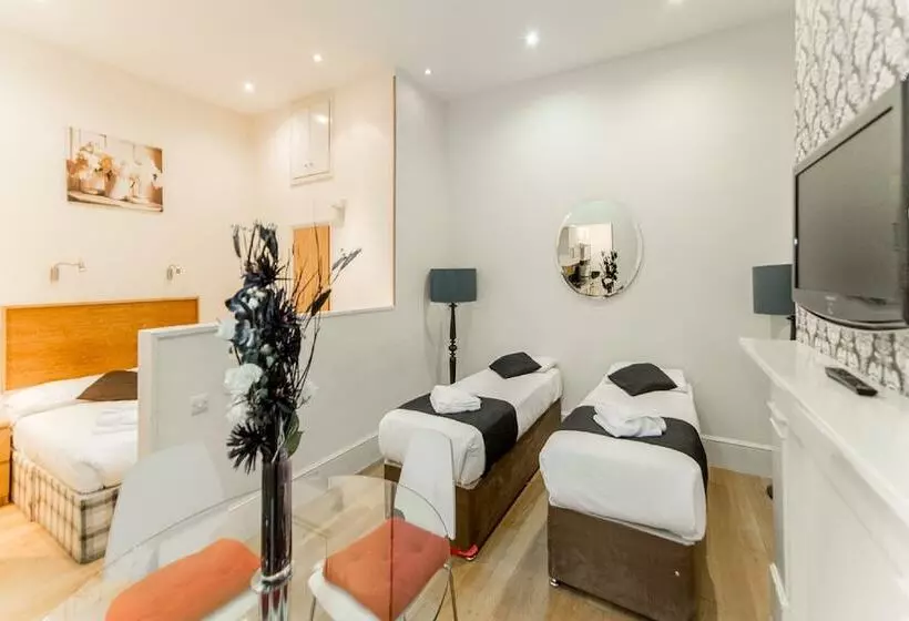 Hyde Park Superior Apartments