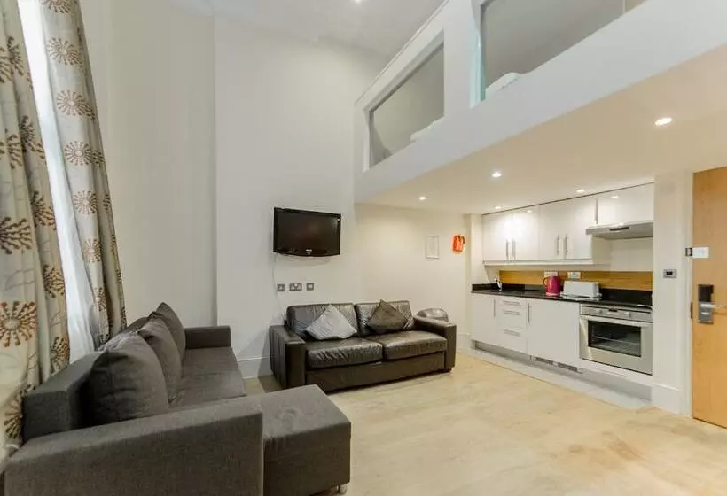 Hyde Park Superior Apartments