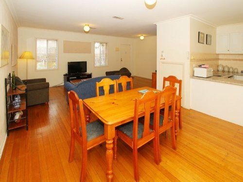 Townhouse At Moonee Ponds 4km To Cbd