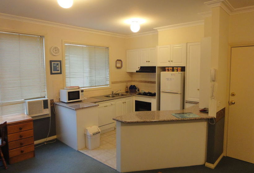 Townhouse At Moonee Ponds 4km To Cbd