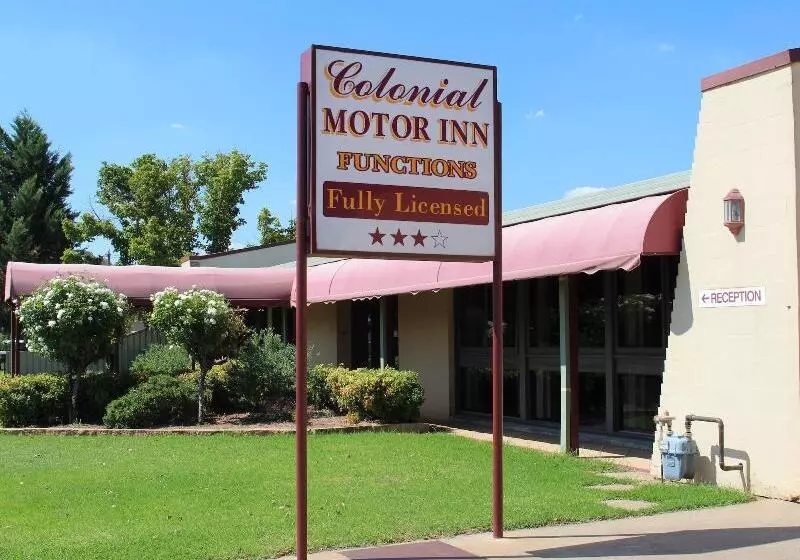 מוטל Cobram Colonial Motor Inn