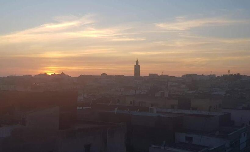 ペンション Riad Thamayna