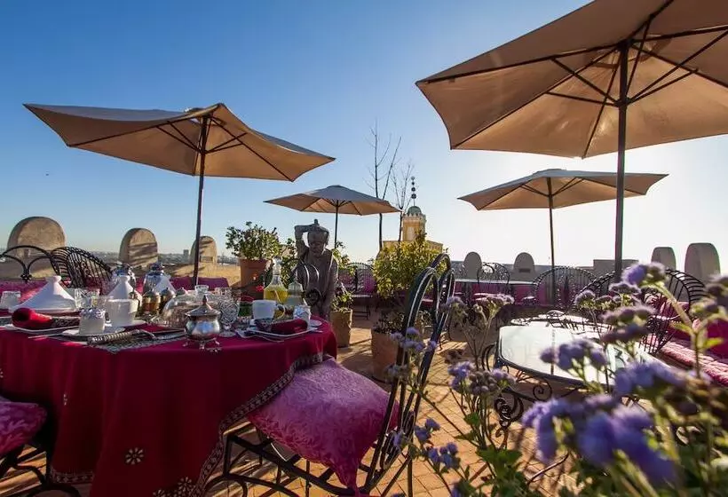 ペンション Riad Thamayna