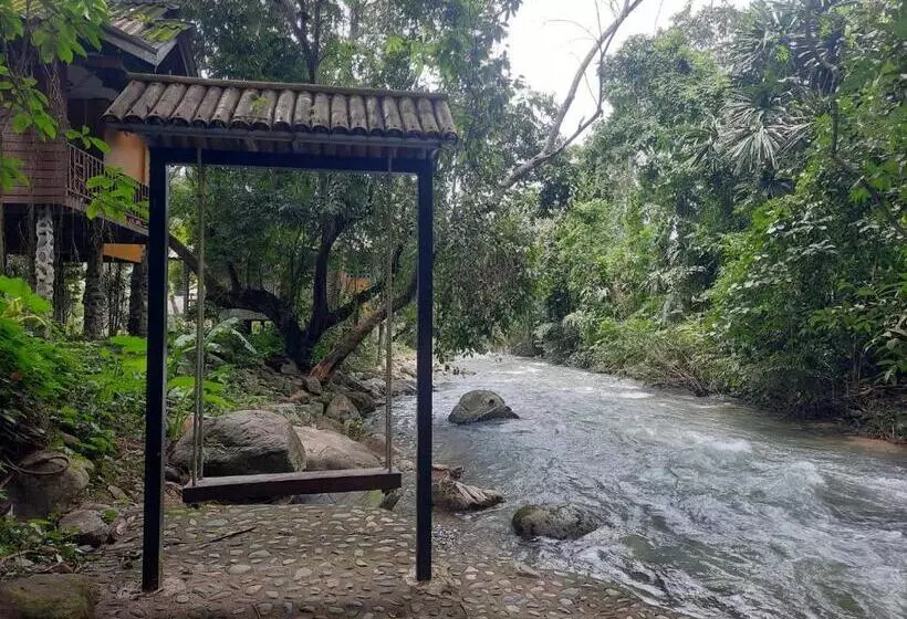 膳宿费 Tree Tops River Huts