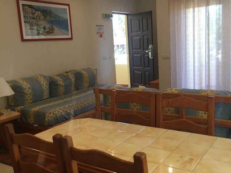 リゾートホテル Parque Mourabel  Pe Do Lago  Oasis Village