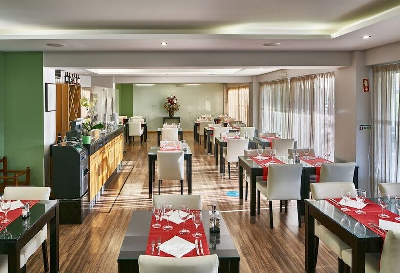 リゾートホテル Parque Mourabel  Pe Do Lago  Oasis Village