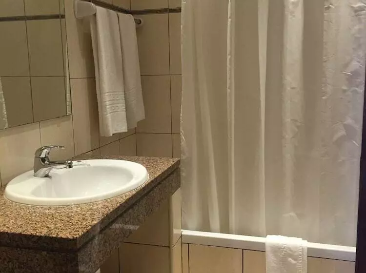 Resort Parque Mourabel  Pe Do Lago  Oasis Village