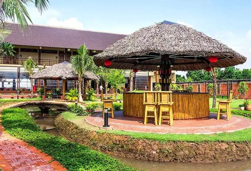 استراحتگاه The Island Lodge