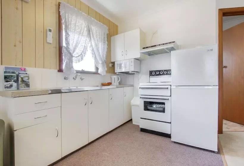 Sandpiper Apartments