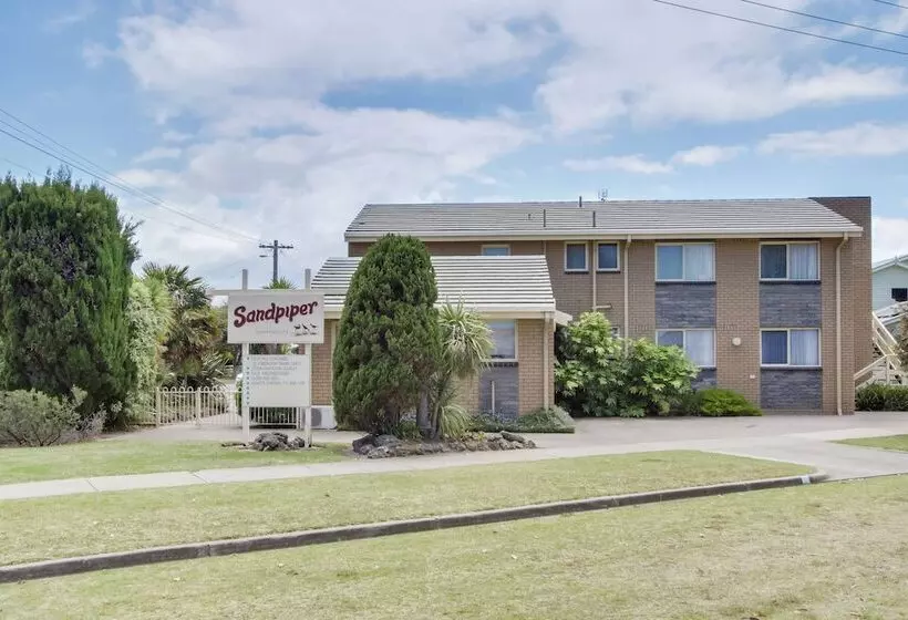 Sandpiper Apartments