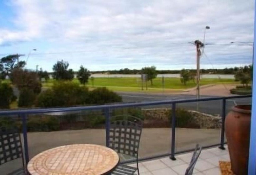 Ultimate Holiday Apartments