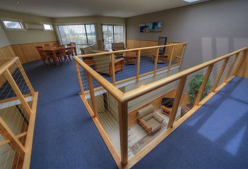 Ultimate Holiday Apartments