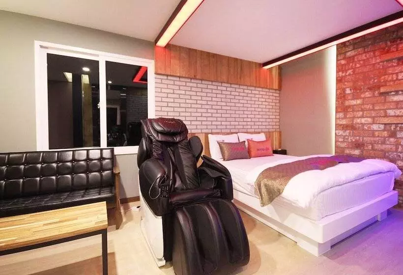 Motelli Daegu Seongseo Hotel If