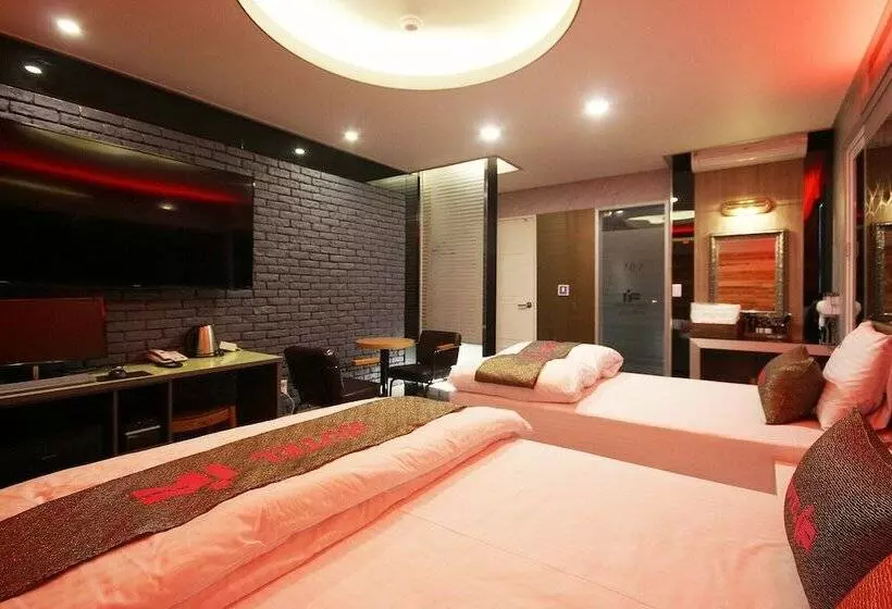 Motelli Daegu Seongseo Hotel If