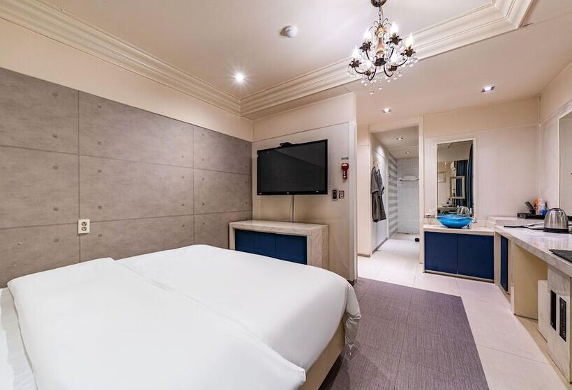 Motelli Yongin Yangji Sangria