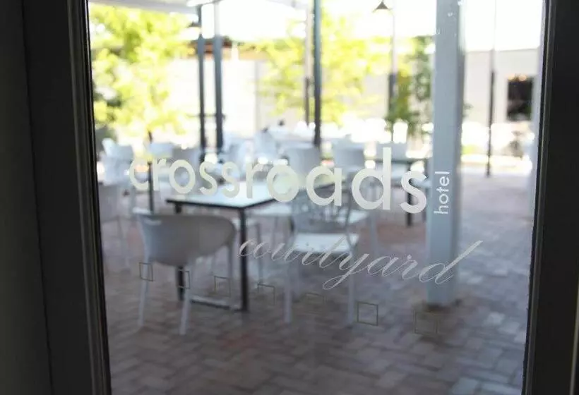 ホテル Crossroads