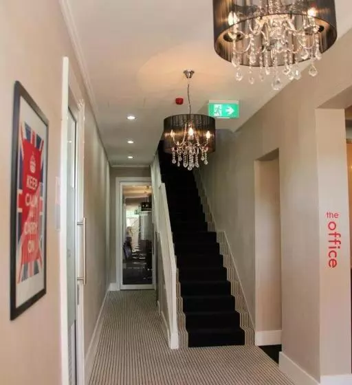 ホテル Crossroads