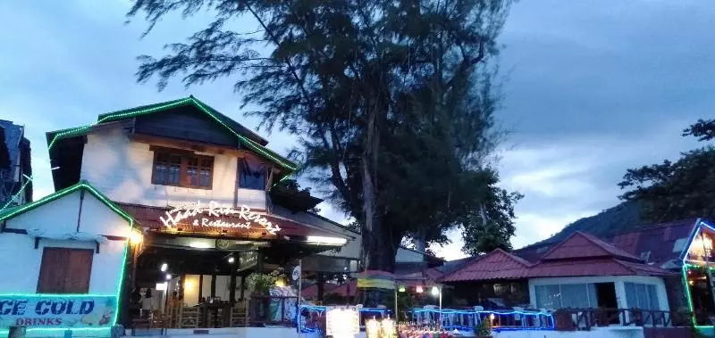 ホテル Bt @ Haadrin