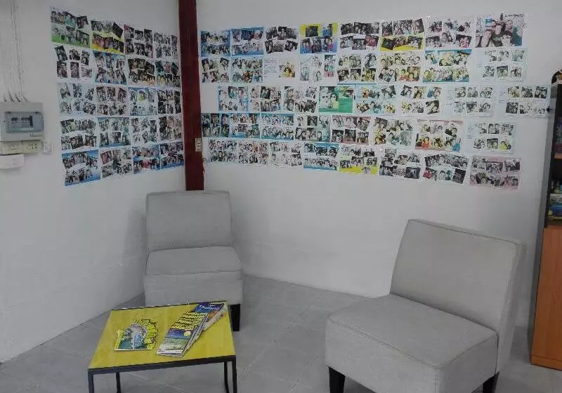 ホテル Bt @ Haadrin