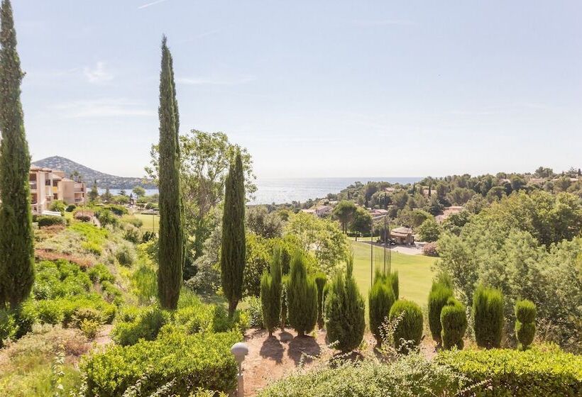 Отель Hôtel De L Esterel Pierre & Vacances