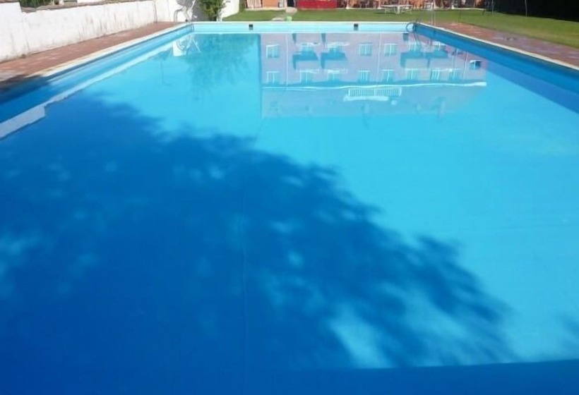 בית מלון כפרי La Alegría