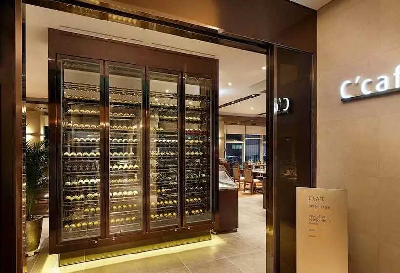 Lotte City Hotel Myeongdong