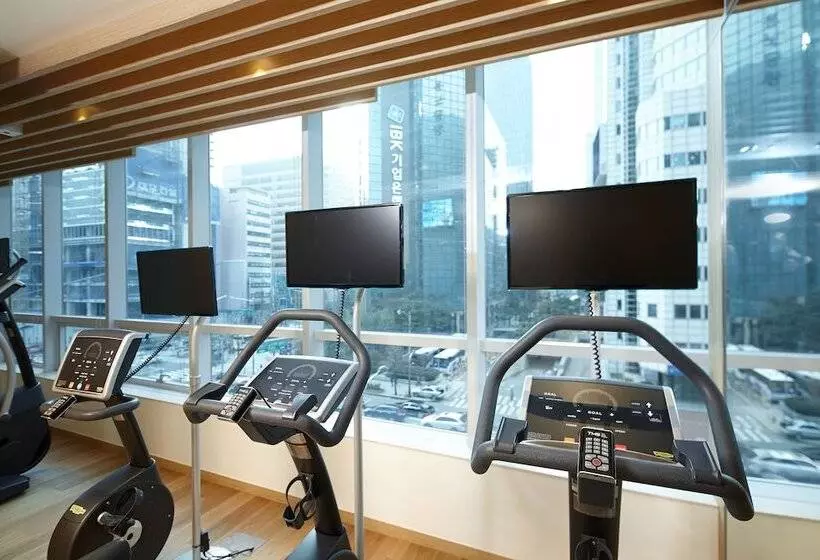 Lotte City Hotel Myeongdong