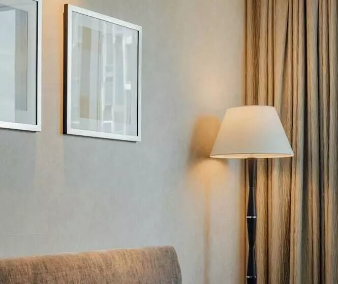 Lotte City Hotel Myeongdong