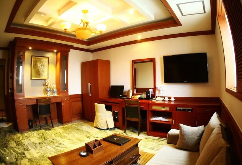 Hotel Metro Pol Tourist