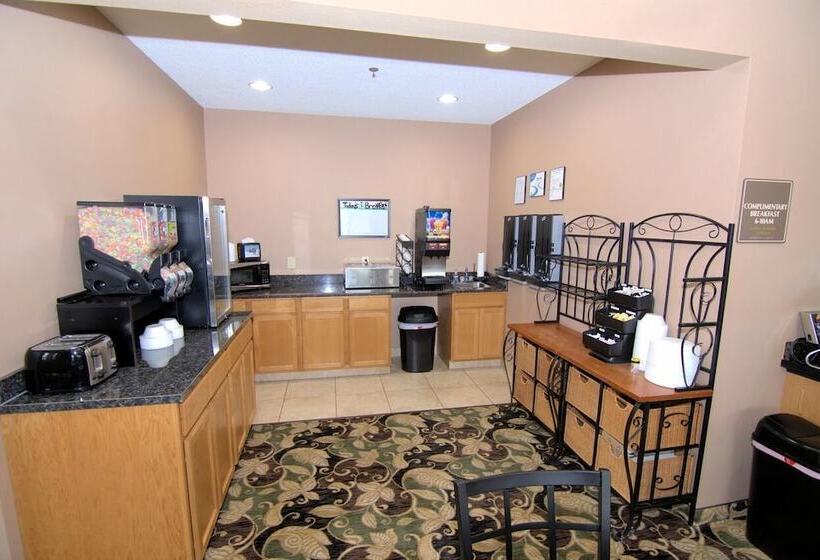 فندق Rock Island Inn & Suites