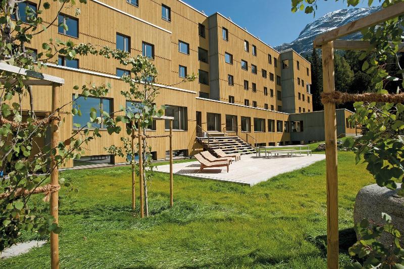 בית מלון כפרי St. Moritz Youth Hostel