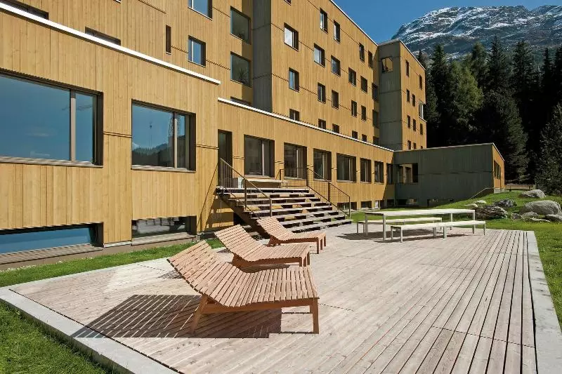 هتل St. Moritz Youth Hostel