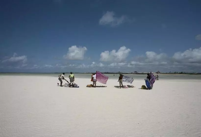 Jacaranda Beach Resort