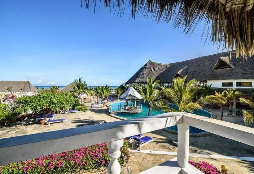 Jacaranda Beach Resort